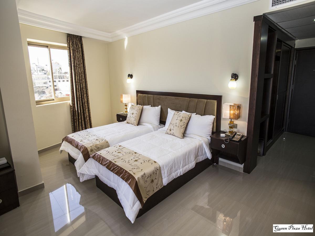 Queen Plaza Hotel เฮบรอน ภายนอก รูปภาพ