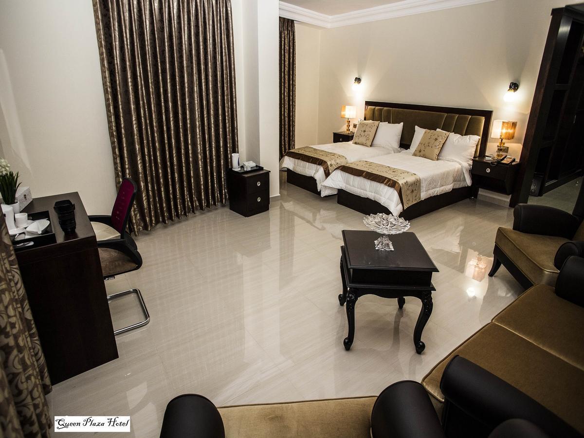 Queen Plaza Hotel เฮบรอน ภายนอก รูปภาพ